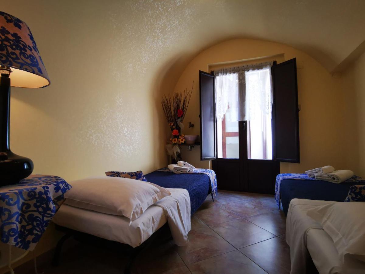 Del Centro Bed & Breakfast Enna Exterior photo